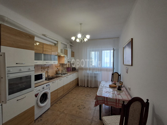 Продам двухкомнатную (2-комн.) квартиру, Кириченко ул, 11А, Горячий Ключ г