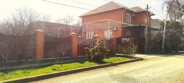 Продам дом, Жемчужная ул, 36, Крымск г, 0 км от города