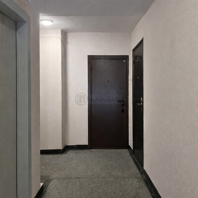 Продам однокомнатную (1-комн.) квартиру, Новочеркасский б-р, 46, Москва г