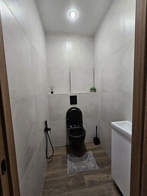 Продам двухкомнатную (2-комн.) квартиру, Мира ул, 4, Люберцы г