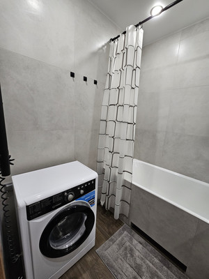 Продам двухкомнатную (2-комн.) квартиру, Мира ул, 4, Люберцы г