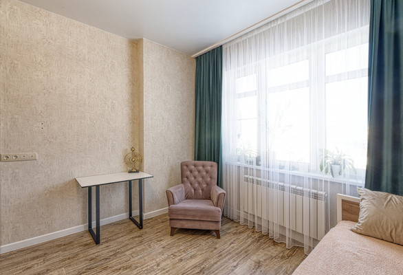 Продам трехкомнатную (3-комн.) квартиру, Николинские Ключи ул, 33, Ивановское д