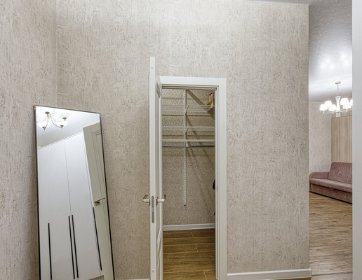 Продам трехкомнатную (3-комн.) квартиру, Николинские Ключи ул, 33, Ивановское д