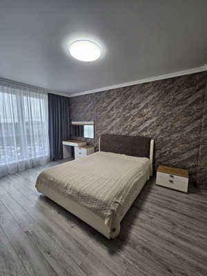 Продам двухкомнатную (2-комн.) квартиру, Орудийная ул, 32кб, Калининград г