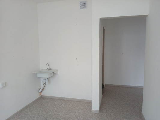 Продам двухкомнатную (2-комн.) квартиру, Лесников ул, 53, Красноярск г