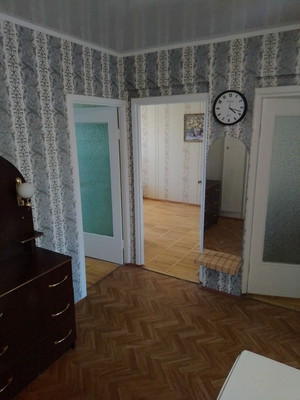 Продам трехкомнатную (3-комн.) квартиру, Азовская ул, 16, Армавир г