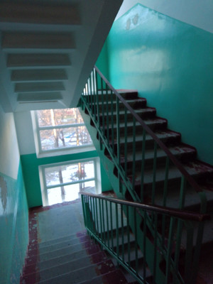 Продам трехкомнатную (3-комн.) квартиру, Азовская ул, 16, Армавир г