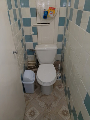 Продам трехкомнатную (3-комн.) квартиру, Азовская ул, 16, Армавир г