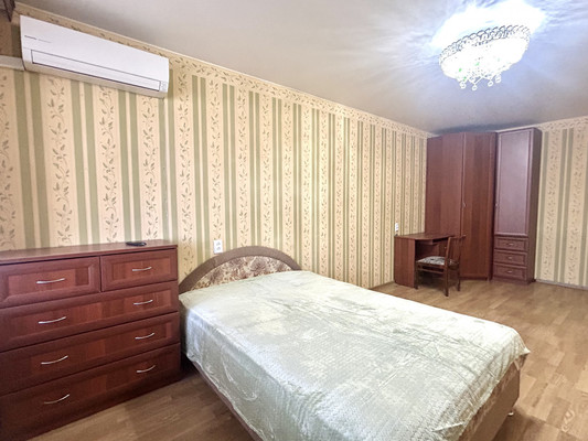 Сдам однокомнатную (1-комн.) квартиру, Культуры пр-кт, 16к2, Санкт-Петербург г