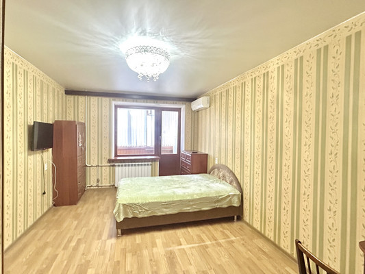 Сдам однокомнатную (1-комн.) квартиру, Культуры пр-кт, 16к2, Санкт-Петербург г