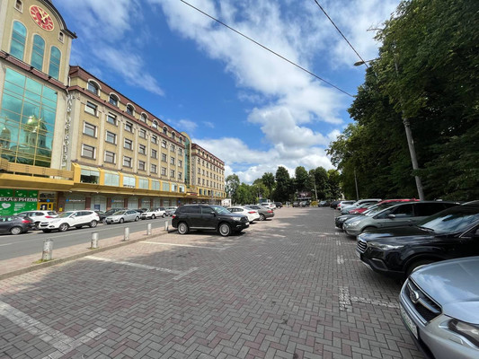 Сдам коммерческое помещение 309 м2, Победы пл, 4кА, Калининград г