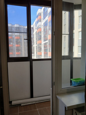 Продам двухкомнатную (2-комн.) квартиру, Английская ул, 8, Бугры п