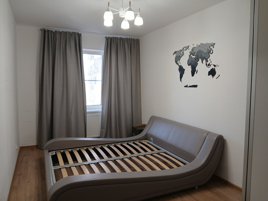 Продам двухкомнатную (2-комн.) квартиру, Английская ул, 8, Бугры п