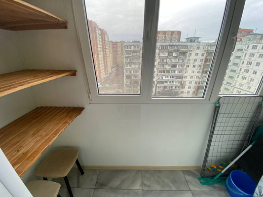 Продам трехкомнатную (3-комн.) квартиру, Жмайлова ул, 23, Ростов-на-Дону г