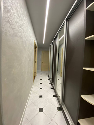 Продам трехкомнатную (3-комн.) квартиру, Жмайлова ул, 23, Ростов-на-Дону г