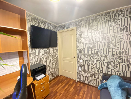 Продам трехкомнатную (3-комн.) квартиру, Жмайлова ул, 23, Ростов-на-Дону г