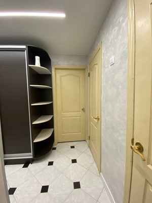 Продам трехкомнатную (3-комн.) квартиру, Жмайлова ул, 23, Ростов-на-Дону г