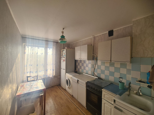 Сдам трехкомнатную (3-комн.) квартиру, 48, Поливаново п