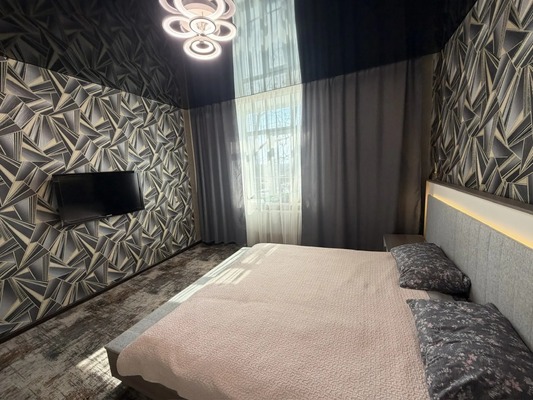 Продам трехкомнатную (3-комн.) квартиру, Механическая ул, 35, Комсомольск-на-Амуре г