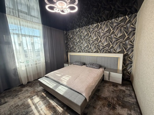 Продам трехкомнатную (3-комн.) квартиру, Механическая ул, 35, Комсомольск-на-Амуре г