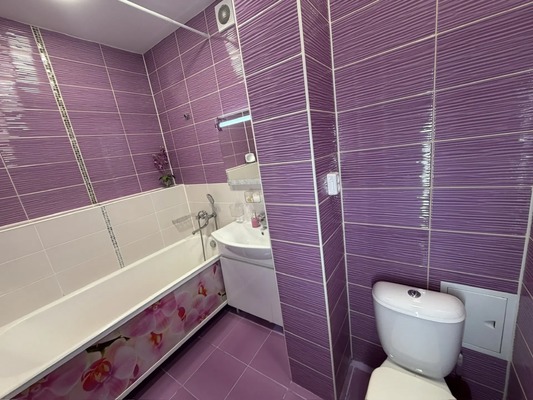 Продам трехкомнатную (3-комн.) квартиру, Механическая ул, 35, Комсомольск-на-Амуре г