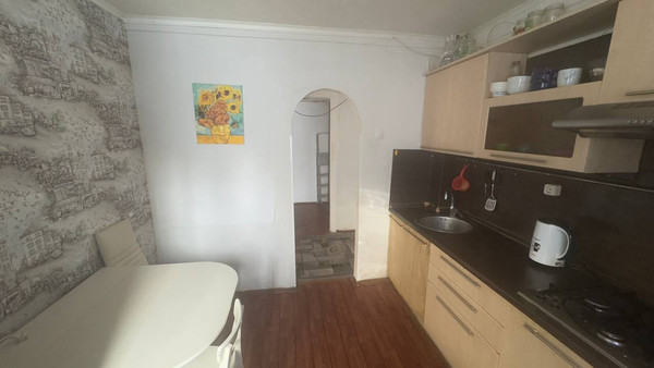Продам трехкомнатную (3-комн.) квартиру, Гагарина ул, 220а, Ханты-Мансийск г