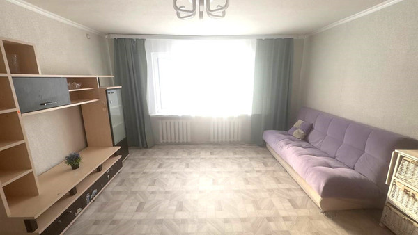 Продам трехкомнатную (3-комн.) квартиру, Гагарина ул, 220а, Ханты-Мансийск г