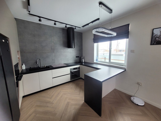 Продам коттедж, Мира ул, 82, Ханты-Мансийск г, 0 км от города