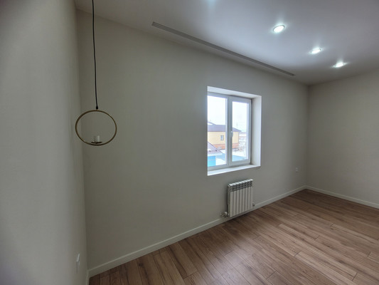 Продам коттедж, Мира ул, 82, Ханты-Мансийск г, 0 км от города