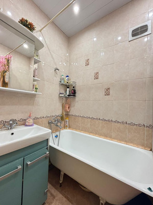 Продам трехкомнатную (3-комн.) квартиру, Гулевский проезд, 4, Подольск г