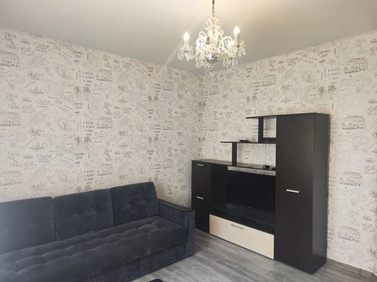 Продам однокомнатную (1-комн.) квартиру, Крымской весны ул, 1к7, Мирное с