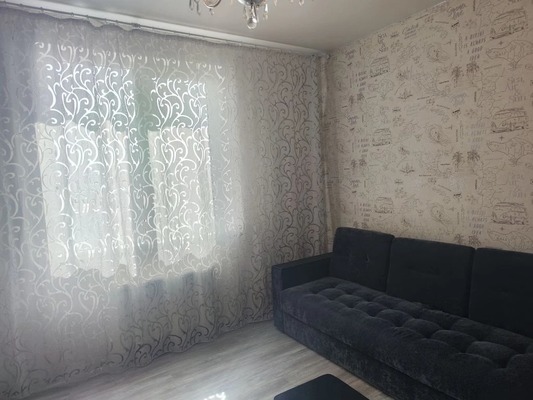 Продам однокомнатную (1-комн.) квартиру, Крымской весны ул, 1к7, Мирное с