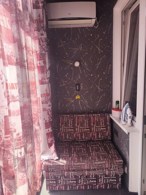 Продам однокомнатную (1-комн.) квартиру, Крымской весны ул, 1к7, Мирное с