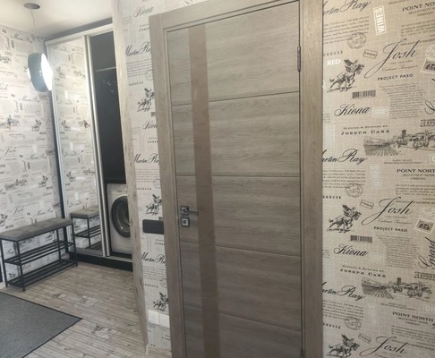 Продам однокомнатную (1-комн.) квартиру, Крымской весны ул, 1к7, Мирное с