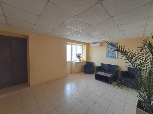 Продам однокомнатную (1-комн.) квартиру, Приморская ул, 18а, Межводное с