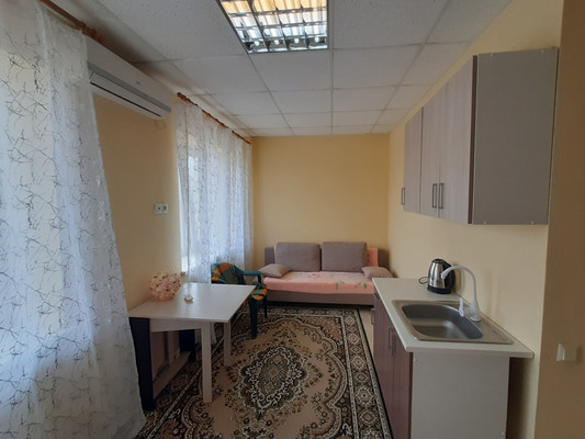 Продам однокомнатную (1-комн.) квартиру, Приморская ул, 18а, Межводное с