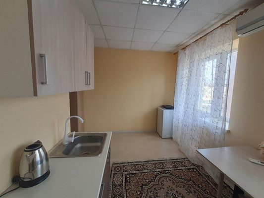 Продам однокомнатную (1-комн.) квартиру, Приморская ул, 18а, Межводное с