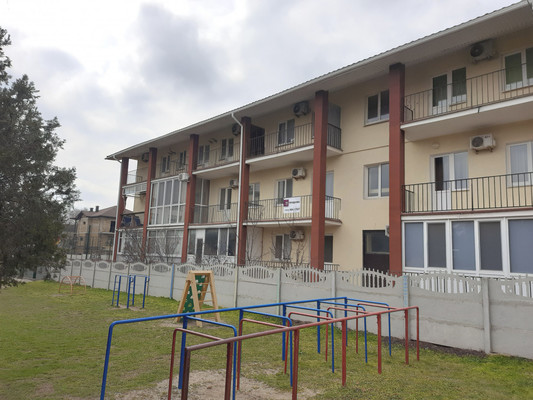 Продам однокомнатную (1-комн.) квартиру, Приморская ул, 18а, Межводное с