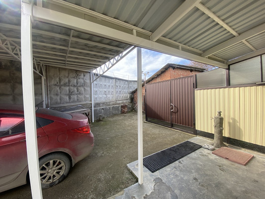 Продам дом, Железнодорожная ул, 11, Армавир г, 0 км от города