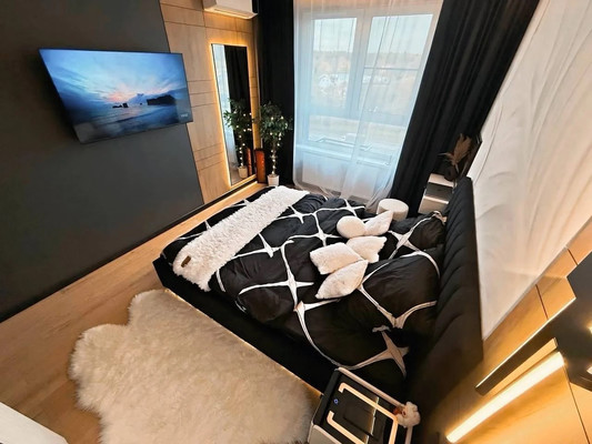 Продам однокомнатную (1-комн.) квартиру, Корнейчука ул, 27, Москва г