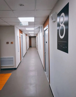 Продам однокомнатную (1-комн.) квартиру, Корнейчука ул, 27, Москва г