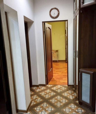 Продам двухкомнатную (2-комн.) квартиру, Молочинского ул, 9, Калининград г