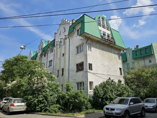 Продам двухкомнатную (2-комн.) квартиру, Молочинского ул, 9, Калининград г