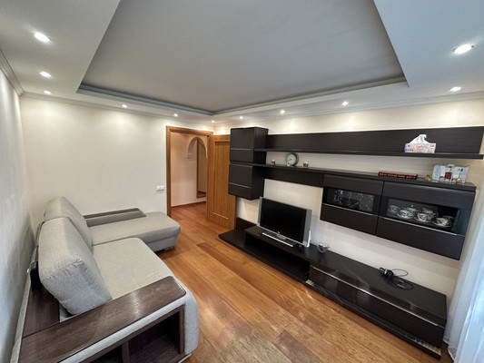 Продам двухкомнатную (2-комн.) квартиру, Мира ул, 16, Верея г