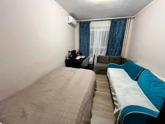 Продам трехкомнатную (3-комн.) квартиру, Варшавское ш, 170Ек6, Москва г