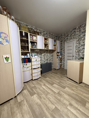 Продам трехкомнатную (3-комн.) квартиру, Заречная ул, 3, Сабурово д