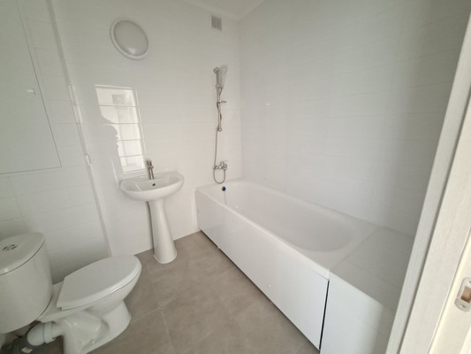 Продам двухкомнатную (2-комн.) квартиру, Академика Королева ул, 23, Москва г