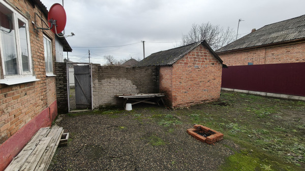 Продам дом, Мира ул, 6, Новоукраинское с, 0 км от города