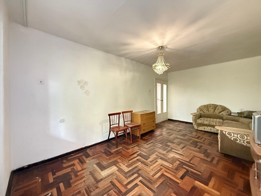 Продам трехкомнатную (3-комн.) квартиру, Щаденко ул, 29, Нальчик г