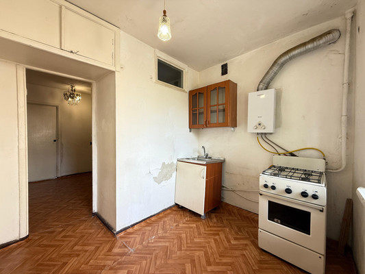 Продам трехкомнатную (3-комн.) квартиру, Щаденко ул, 29, Нальчик г